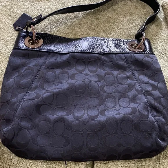 Coach Black Signature Jacquard Shoulder Bag with Leather Trim - Picture 4 of 4